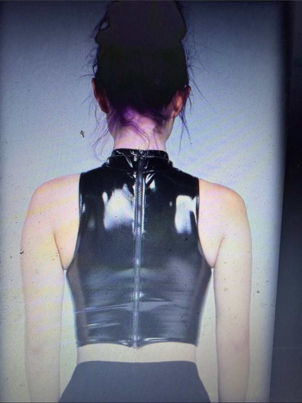 Michelle Uberreste Intrigue Crop Top - Picture 3 of 4